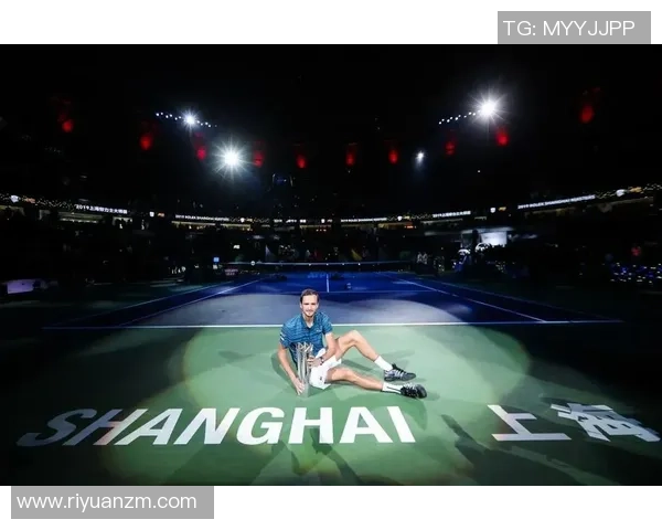 南京网球队以71分领跑大师赛积分榜展现强劲实力 南京网球队以71分领跑大师赛积分榜展现强劲实力