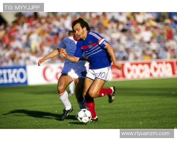 足球明星加尔的职业生涯与成就解析及其对足球的影响 足球明星加尔的职业生涯与成就解析及其对足球的影响